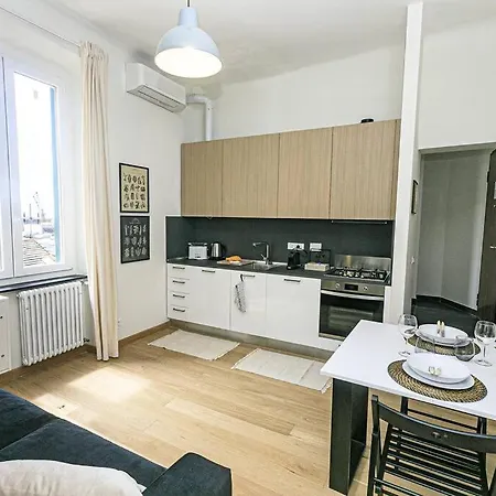 Apartment Santa Croce 1 *